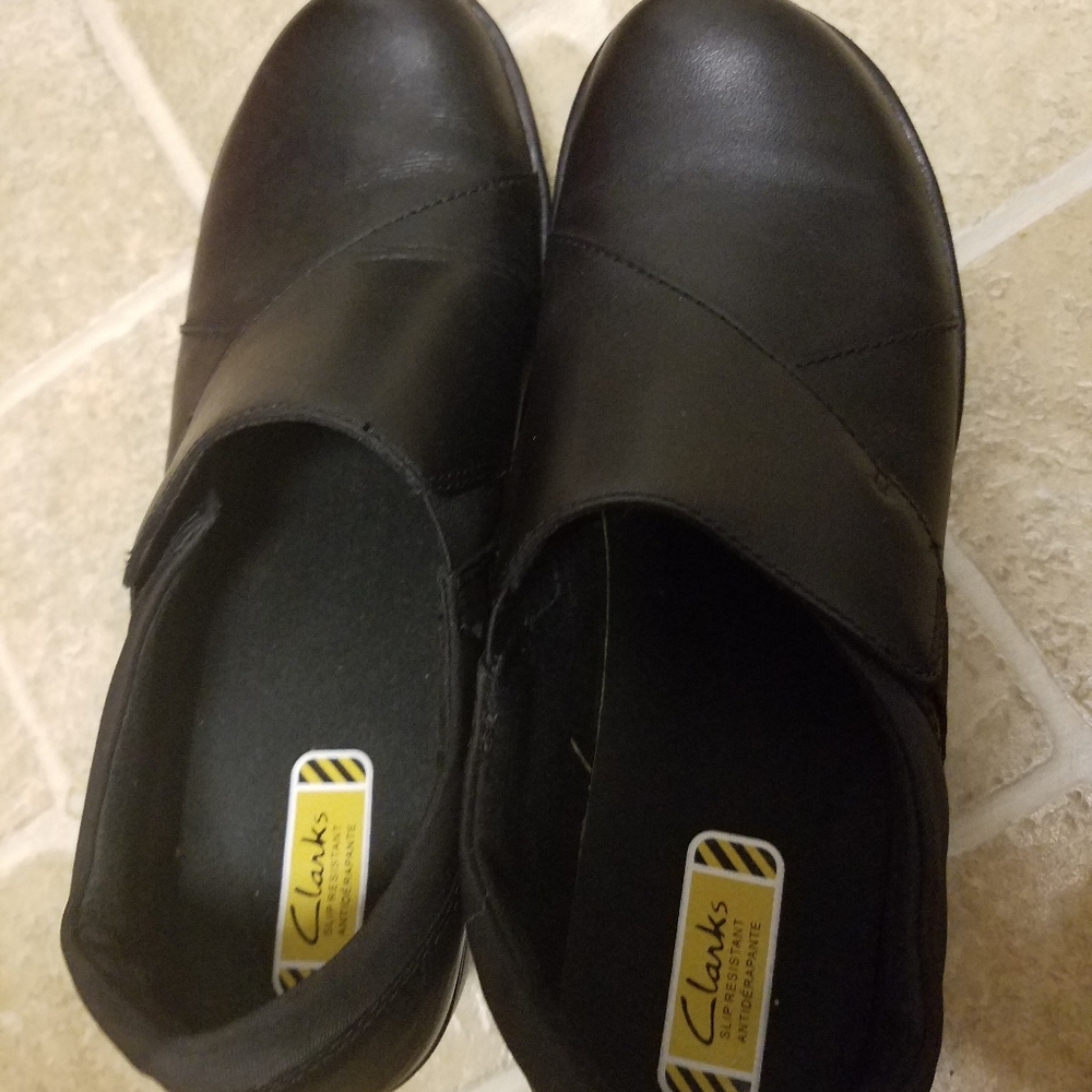 Clarks NEW shoes 8M